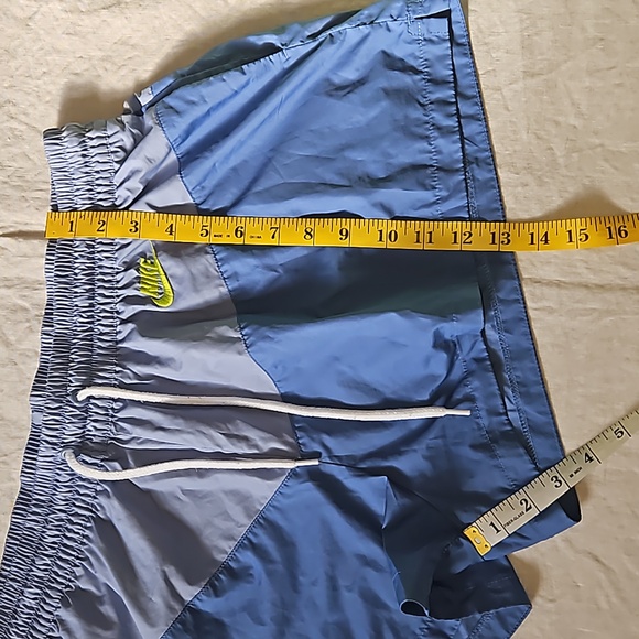 Nike heritage shorts standard fit size XXlarge - Picture 6 of 13